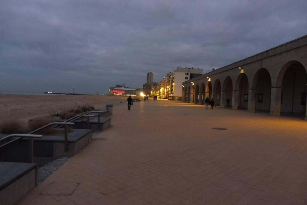 Appartement Residentie Astrid Met Private Parking เบรเดเน ภายนอก รูปภาพ